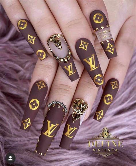 louis vuitton nails